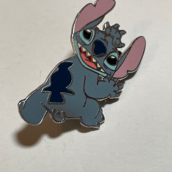Stitch Disney Trading Pin Stitch Climbing, 2006 Booster Collection Pin - Picture 4 of 4